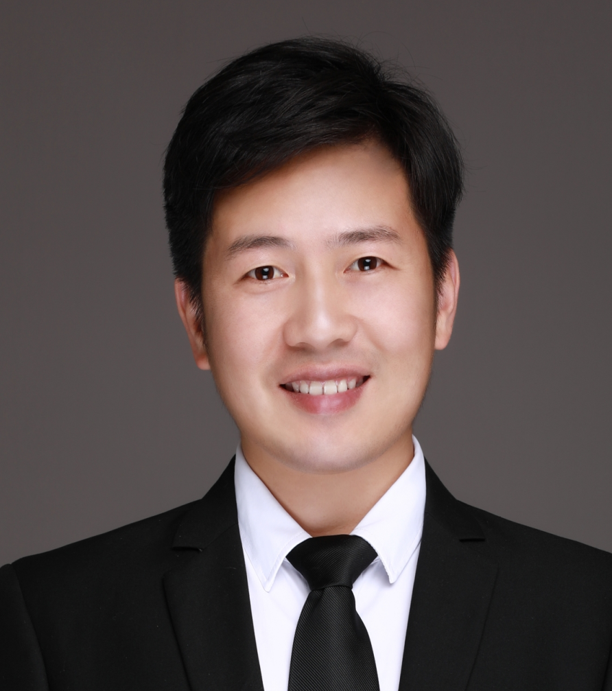 张健强律师照片